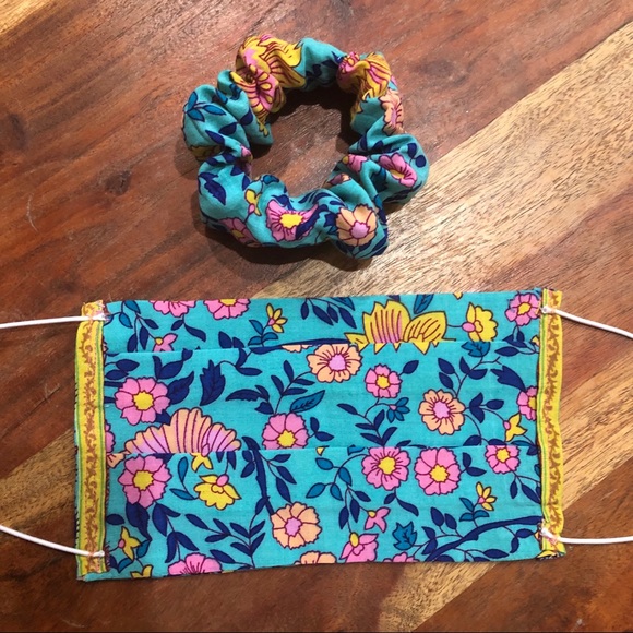 Folktown print mask/scrunchie - Picture 3 of 6